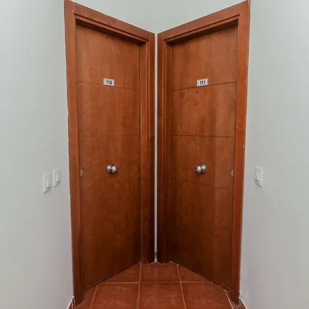 Livvo Puerto *